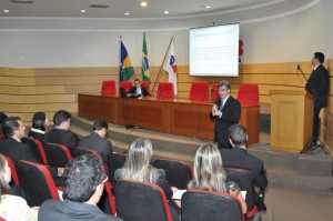 Demétrio Laino Justo ministra palestra aos novos advogados da Seccional