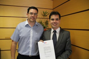 Andrey Cavalcante com presidente da Comissão de Diversidade Sexual, Fábio Viana