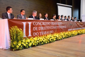Evento reuniu juristas de renome nacional em Rio Branco