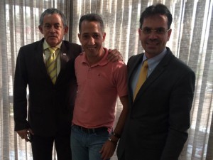 Chiquinho com o presidente da OAB/RO, Andrey Cavalcante, e o tesoureiro da Caaro, Tadeu Aguiar Neto