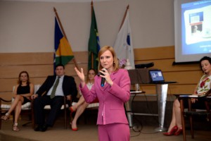 Alice Bianchini ministrou a palestra de encerramento da I Conferência Estadual da Mulher Advogada 
